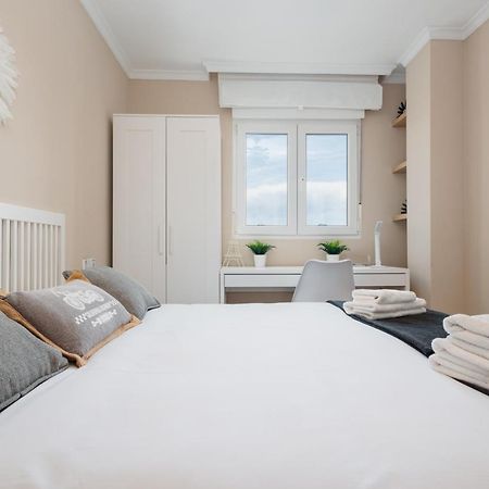 In The Historic Center Of Malaga, Very Close To The Beach And The Ave Train Station, With Private Parking Exterior photo
