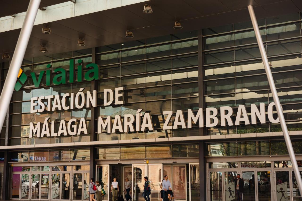 In The Historic Center Of Malaga, Very Close To The Beach And The Ave Train Station, With Private Parking Exterior photo