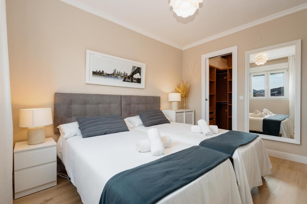 In The Historic Center Of Malaga, Very Close To The Beach And The Ave Train Station, With Private Parking Exterior photo